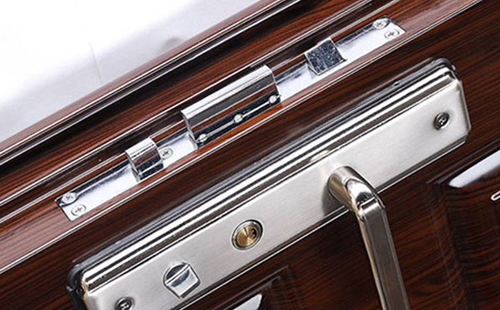 开平24小时上门开锁公司